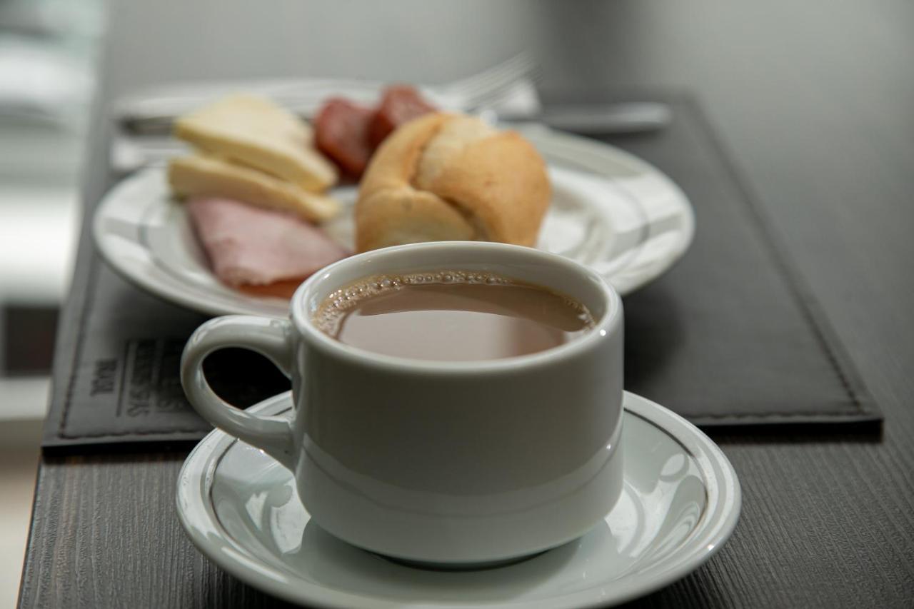Plaza Hotel 4*