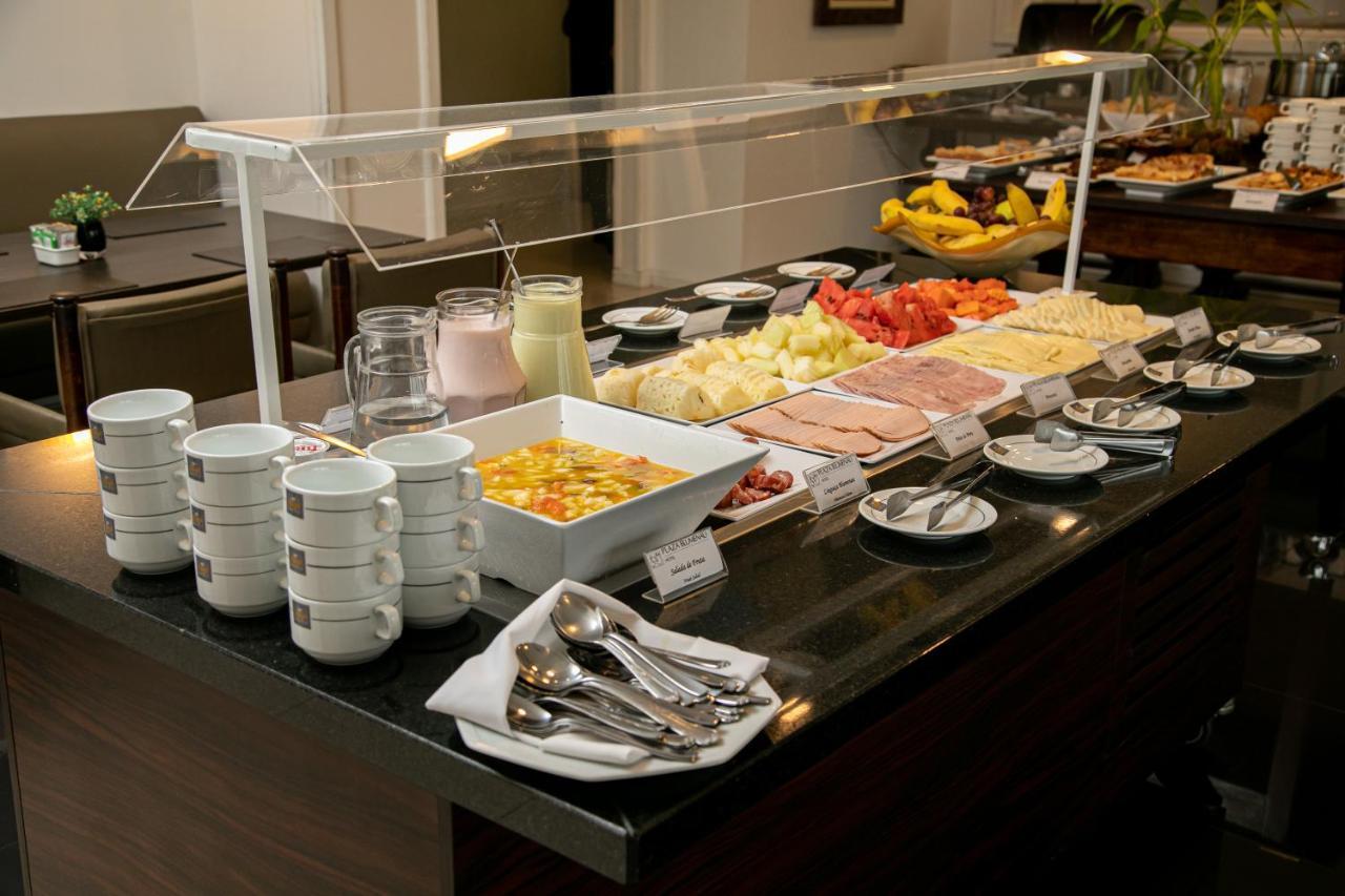 Plaza Hotel 4*