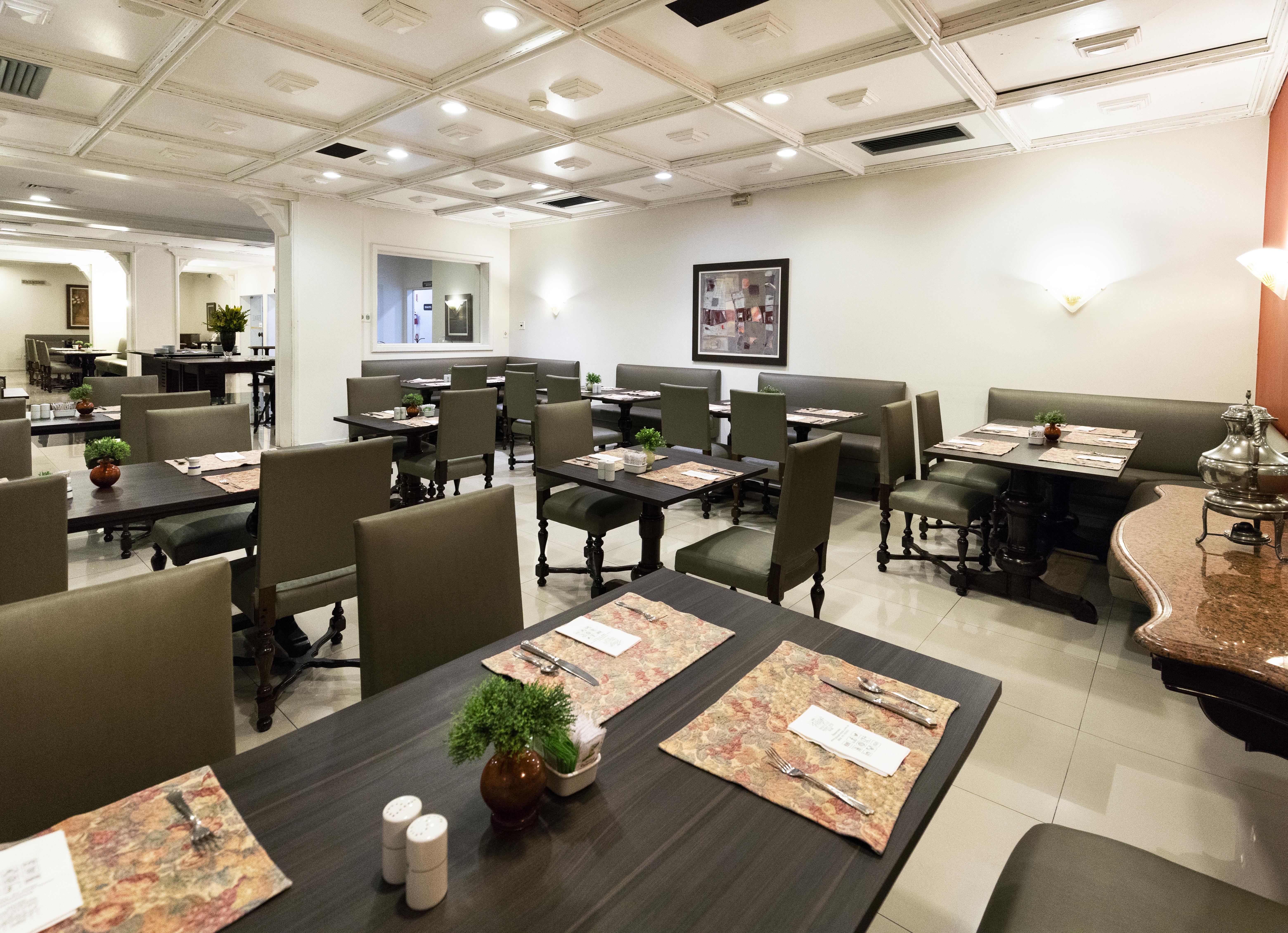 Hotel Plaza 4*